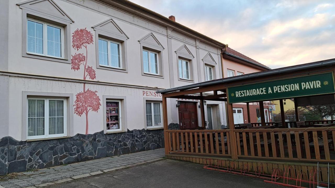 Pension Pavir Zidlochovice Extérieur photo